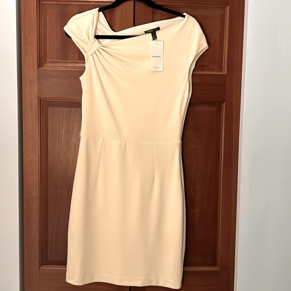 Asymmetric shoulder dress Mango dress